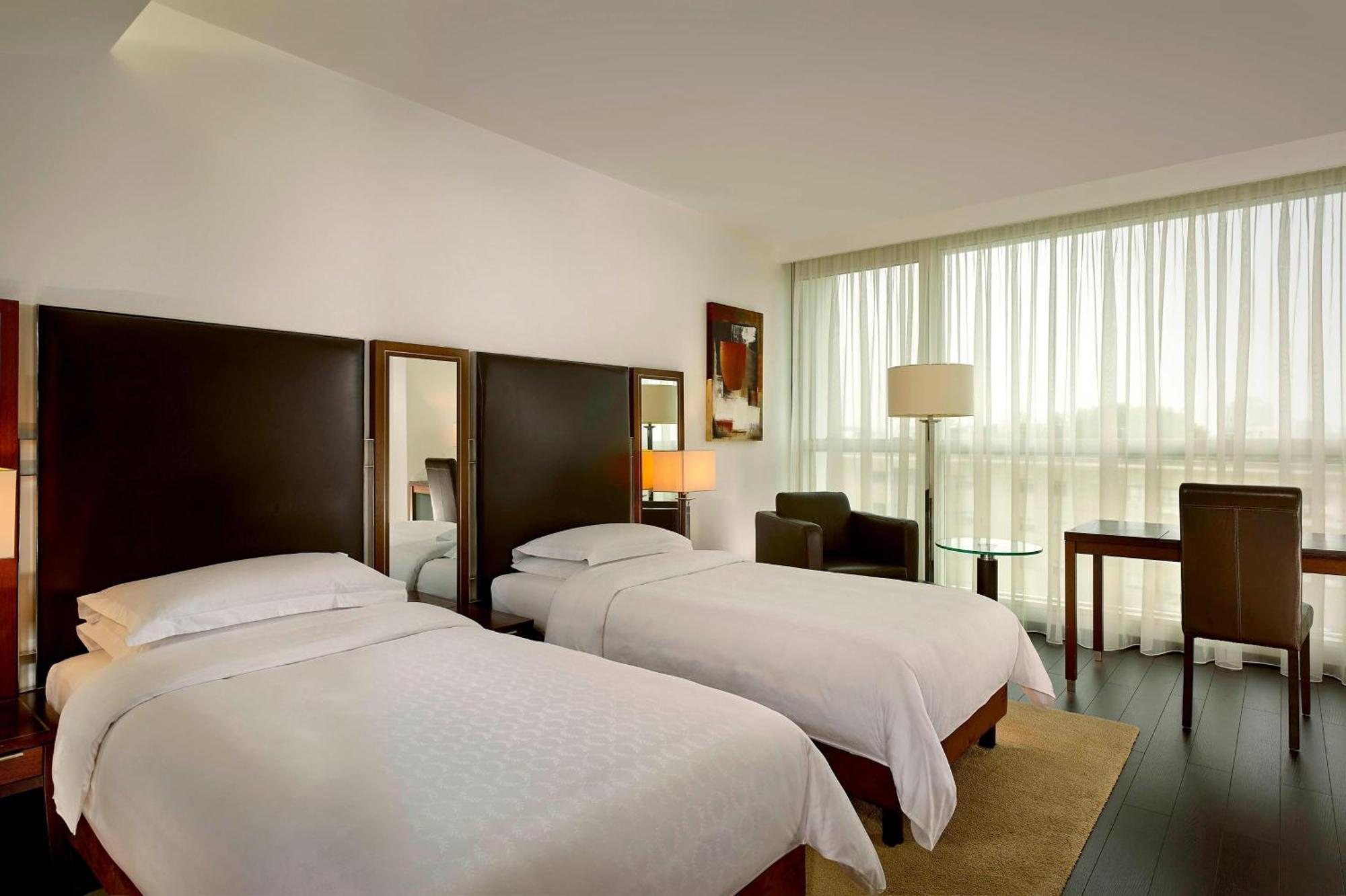 Deluxe, Guest room, 2 Twin/Single Bed(s),1516453090:JPEG
