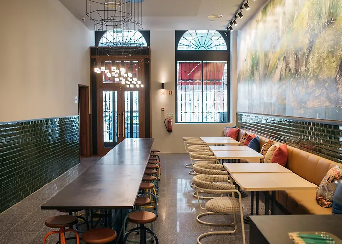 The Editory House Ribeira Porto Hotel